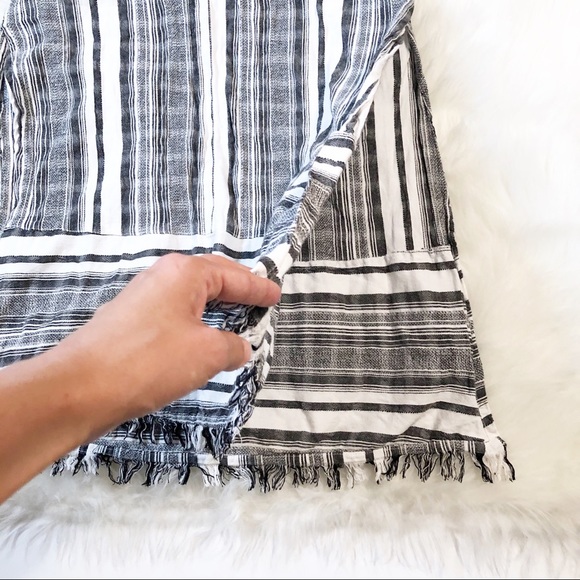 Tommy Bahama black/white striped v-neck dress XS - Picture 6 of 8